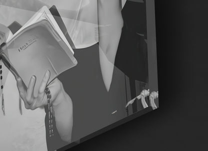 Reading Sister - 4.jpg